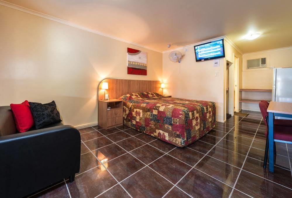 Winter Sun Motel Rockhampton Exteriér fotografie